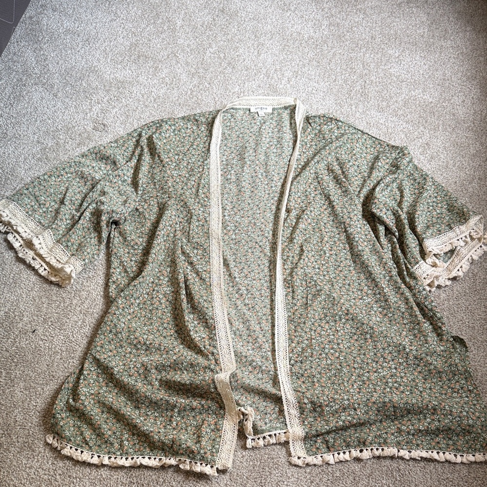 Umgee Green Floral Top with Cream Lace